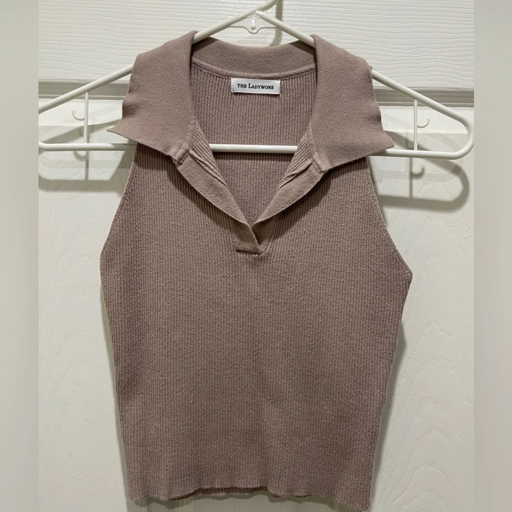 Cropped Ribbed Tank - Picture 1 of 3